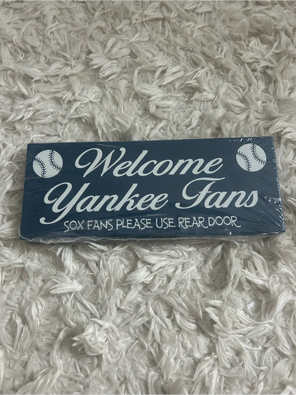 Official New York Yankees Welcome Sign & Wallet Set - Navy and White